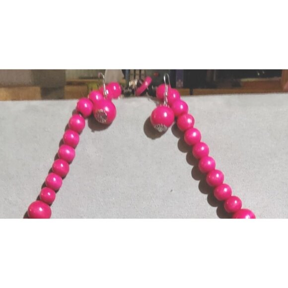 Hot Pink Beaded Necklace & Earrings Set - Picture 4 of 4